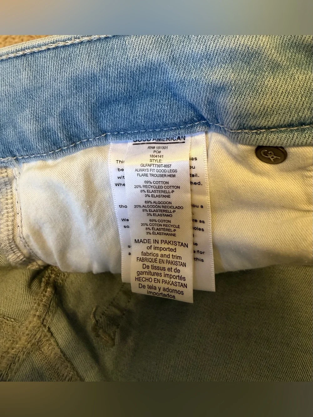NWT Good American ALWAYS FITS GOOD LEGS FLARE Stretch Jeans, Sizes 6-12